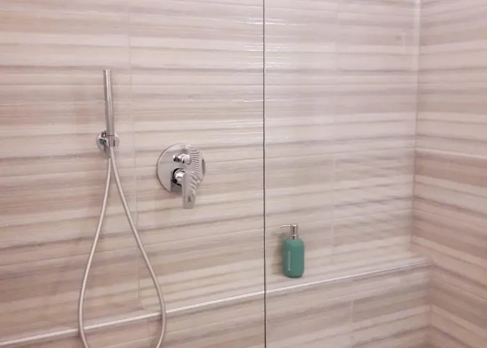 San Felice 135 - 2 Pensjonat Bolonia